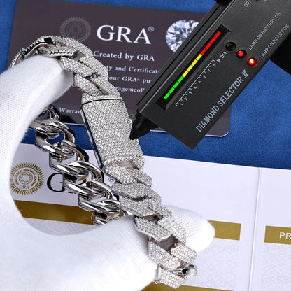 AVLON Signature Series — Utopia Moissanite Diamond 15MM Cuban Link Chain (4 Rows)