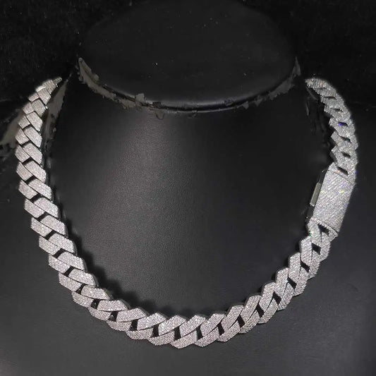 AVLON Signature Series — Utopia Moissanite Diamond 15MM Cuban Link Chain (4 Rows)